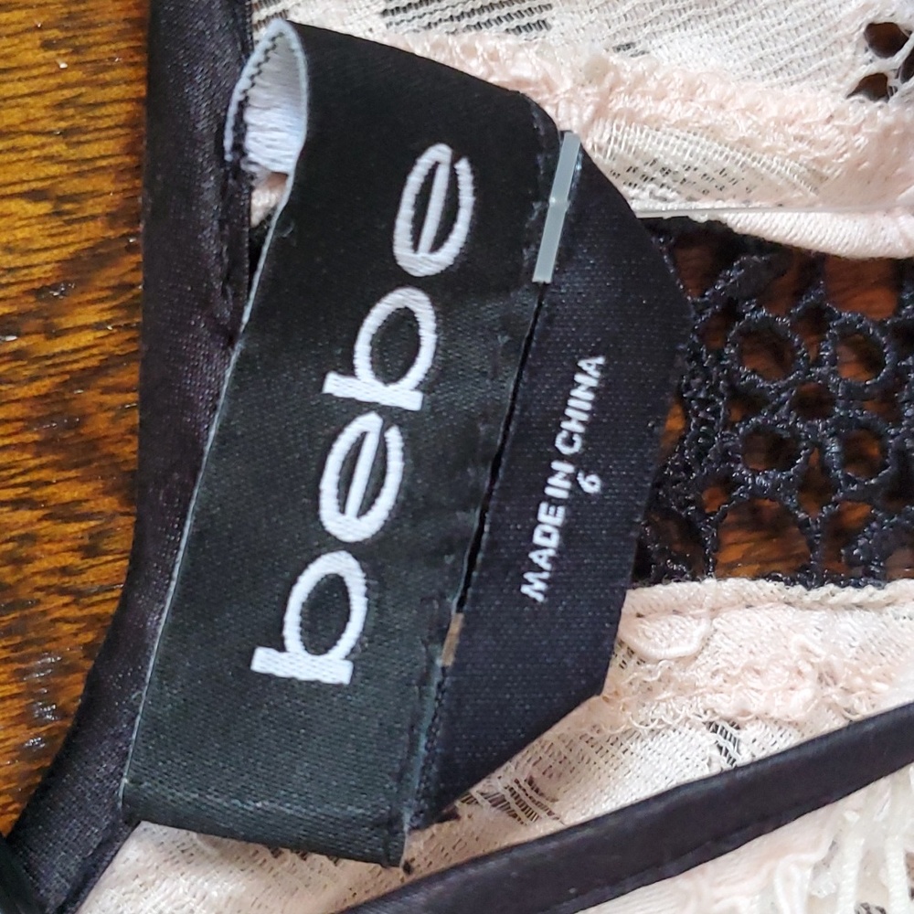 Bebe lace romper - Picture 6 of 10